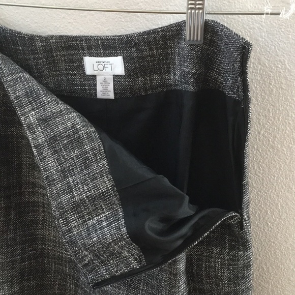 Ann Taylor Loft Suit jacket and skirt - Picture 3 of 5